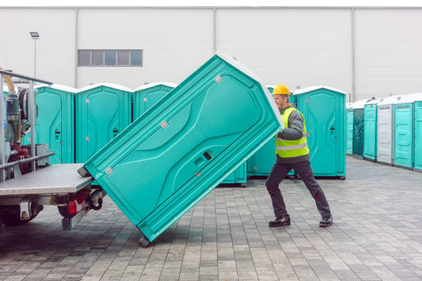 Portable Toilet Options We Offer in Rochelle, IL