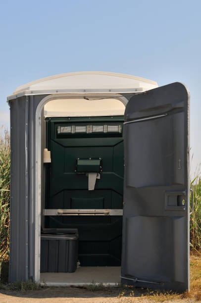 Best Luxury portable toilet rental  in Rochelle, IL
